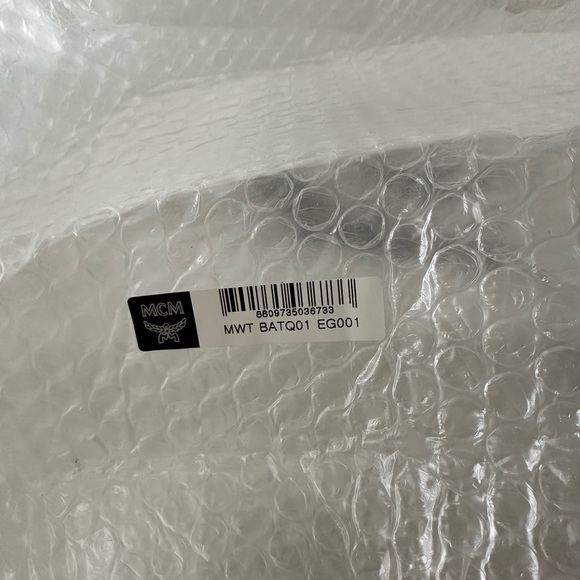 MCM Vintage Jacquard Logo Tote - Picture 5 of 14